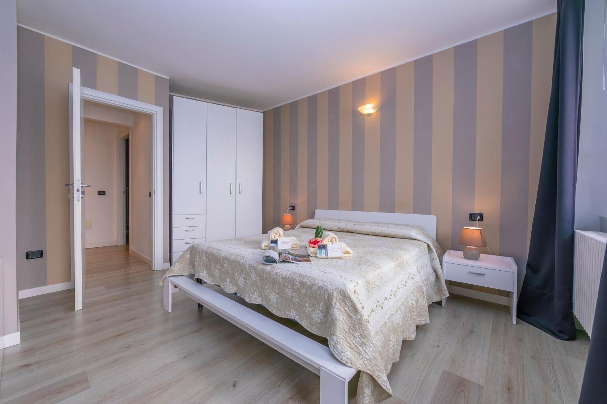 Menaggio Tosca Apartments Exterior photo